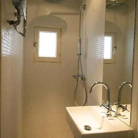 City-Centre Cozy And Comfortable Apartment Apartmán *
