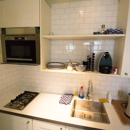 City-Centre Cozy And Comfortable Apartment